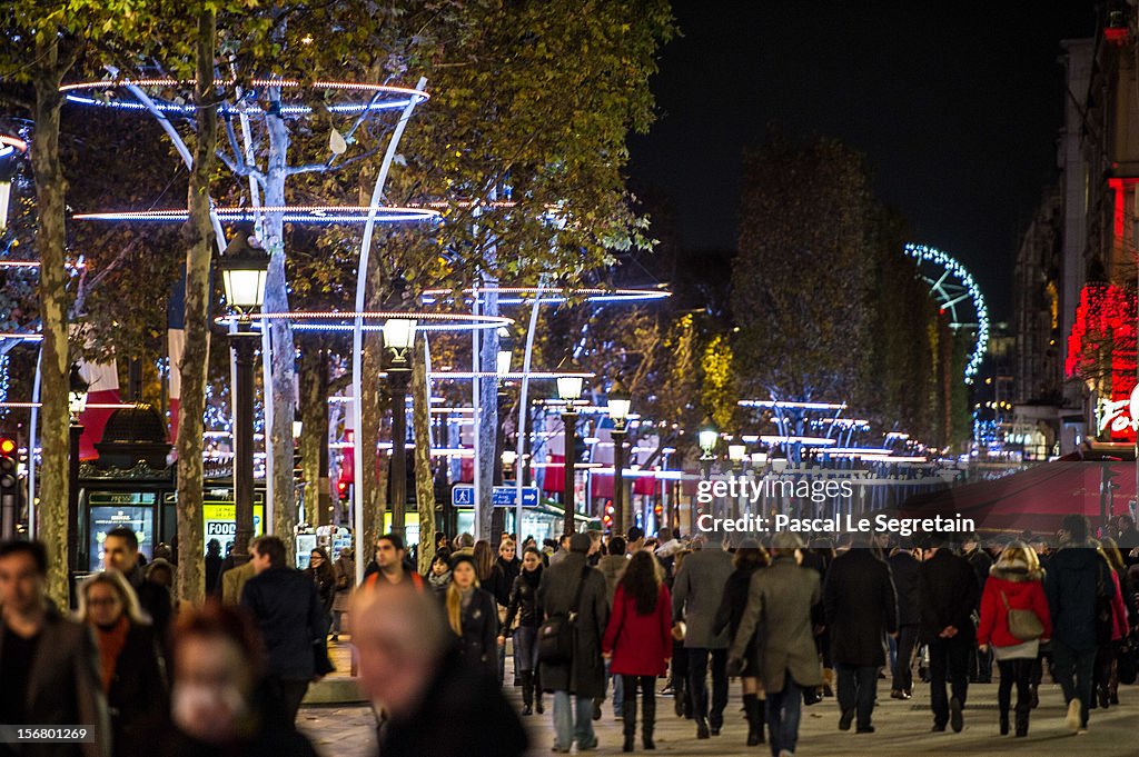 Christmas Illuminations 2012 In Paris