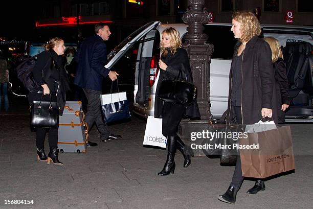 Supermodel Kate Moss is sighted at the 'Gare du Nord' on November 21, 2012 in Paris, France.