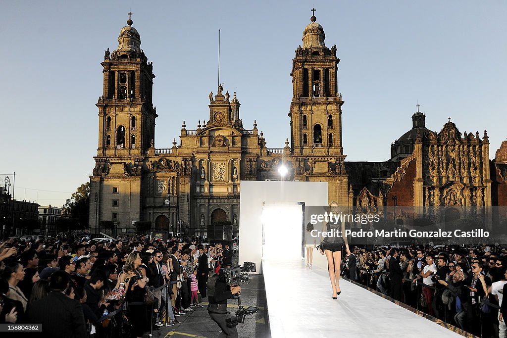 Mercedes Benz Fashion Week Mexico - Day 5