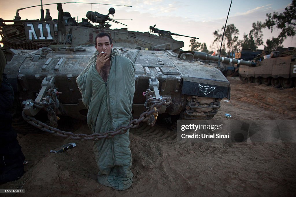 IDF Soldiers Remain On The Gaza Border After Cease Fire