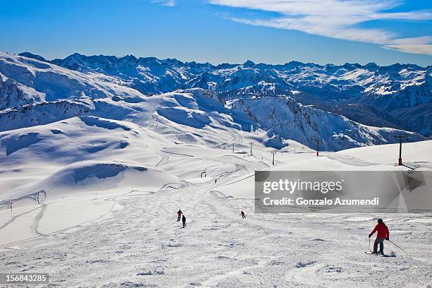 skiing in baqueira. - baqueira beret stock pictures, royalty-free photos & images