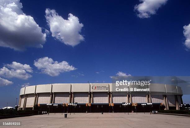 Exterior general view of the home of the New York Islanders in July, 2001 at the Nassau Coliseum in Uniondale, New York.