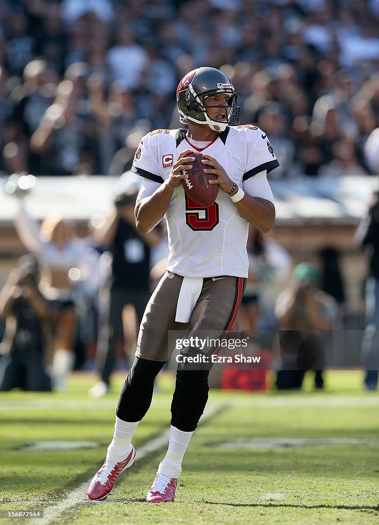 Tampa Bay Buccaneers v Oakland Raiders