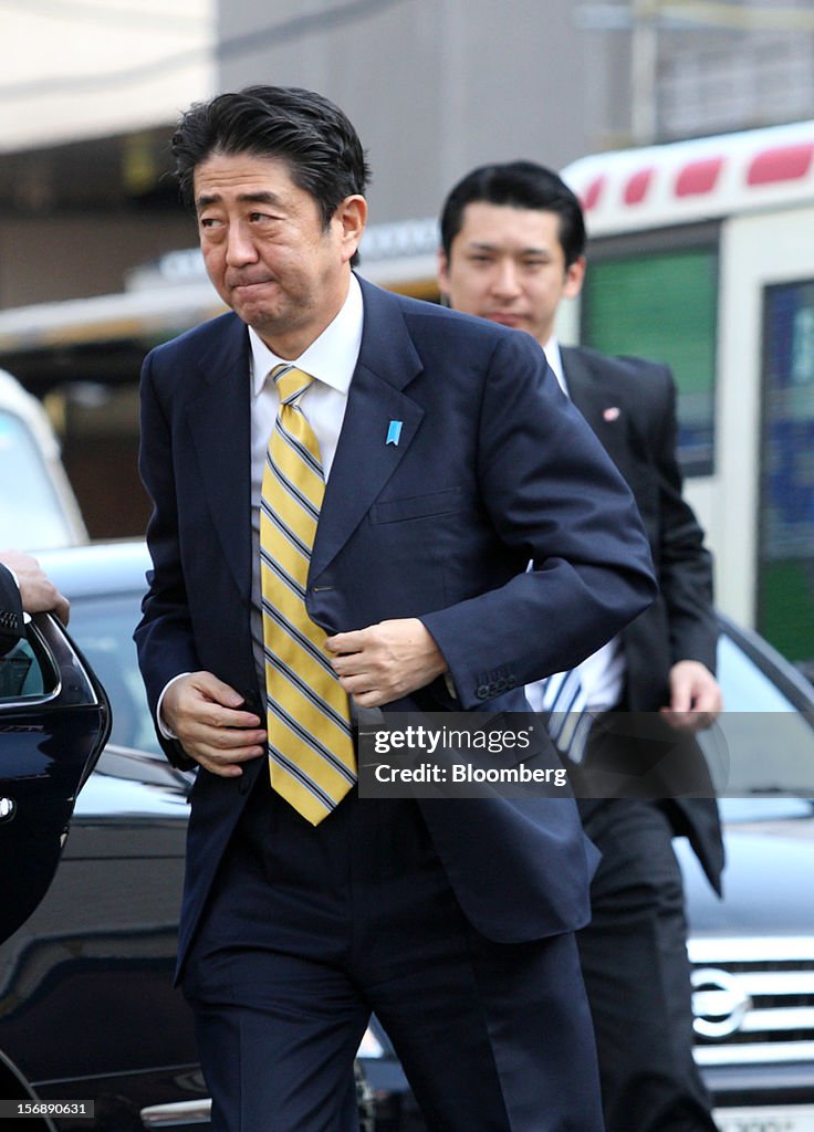 DPJ Leader Yoshihiko Noda And LDP Leader Shinzo Abe Attend Election Campaigns
