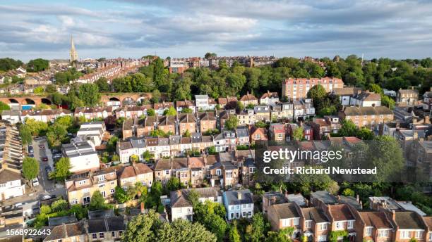 muswell hill homes - hill street stock pictures, royalty-free photos & images