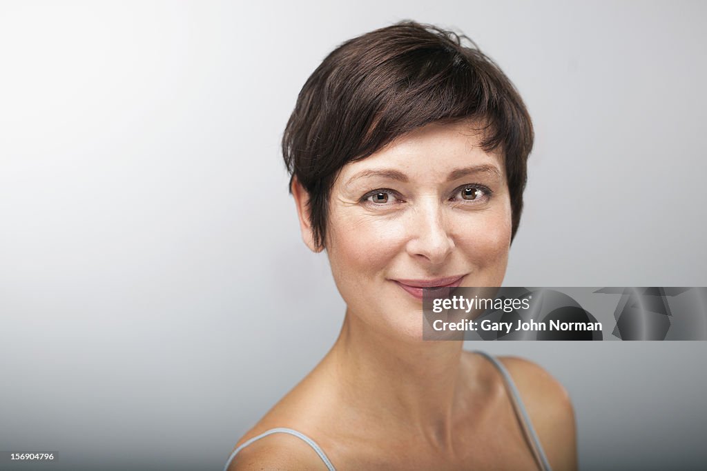 Portrait of woman ages 30-40