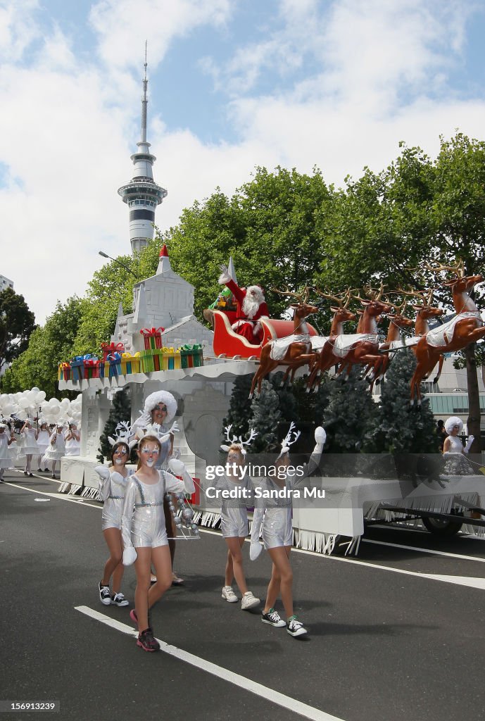 Santa Parade In Auckland