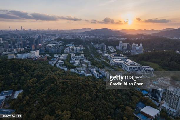 aerial photography of the skyline of urban parks under the setting sun - glen allen stock pictures, royalty-free photos & images