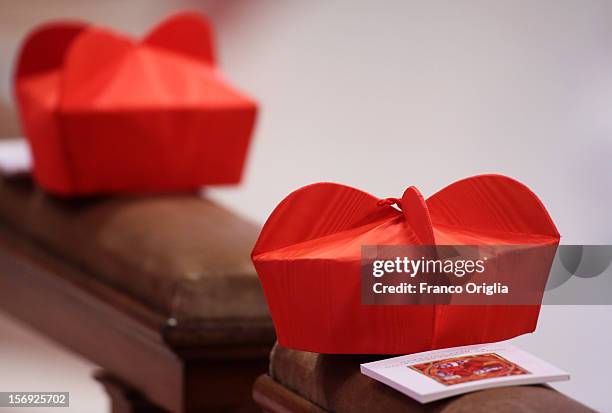 Pope Cap Making 50 Photos & High Res Pictures - Getty Images