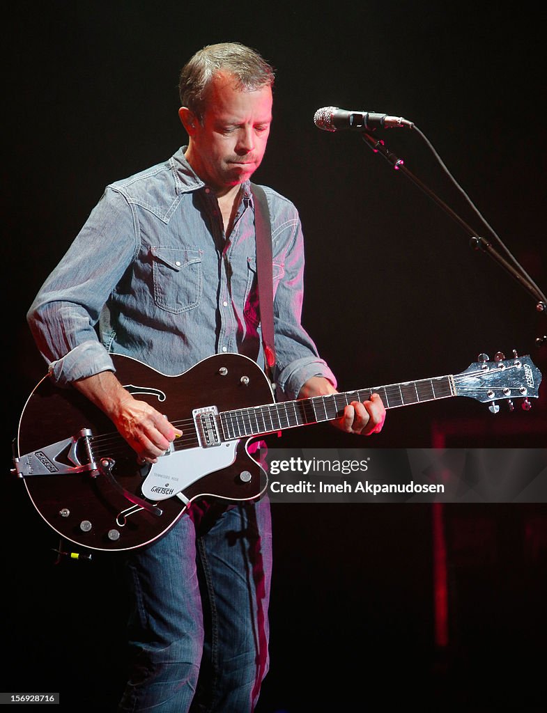 Counting Crows In Concert - Los Angeles, CA