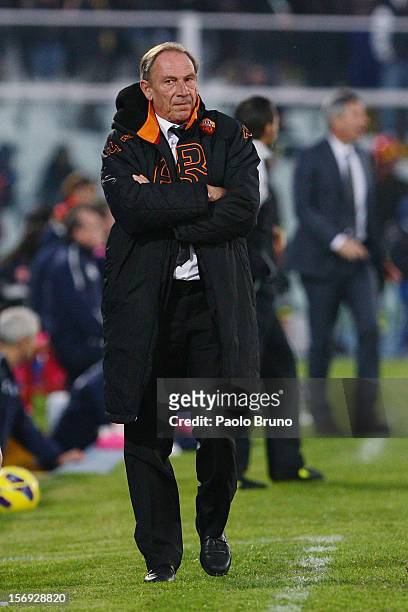 Roma head coach Zdenek Zeman looks on during the Serie A match between Pescara and AS Roma at Adriatico Stadium on November 25, 2012 in Pescara,...