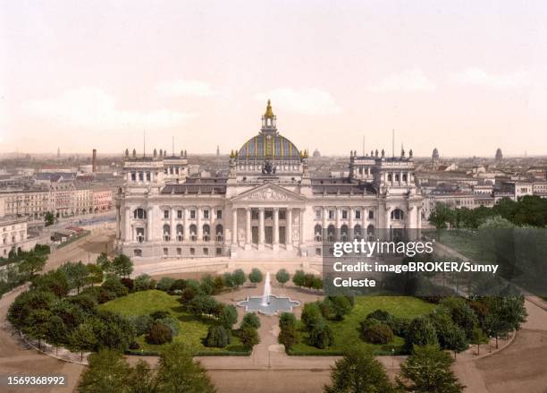 the reichstag building in berlin, germany, around 1900, historic, digitally restored reproduction of a photochromic print from the period - bundestag stock-grafiken, -clipart, -cartoons und -symbole