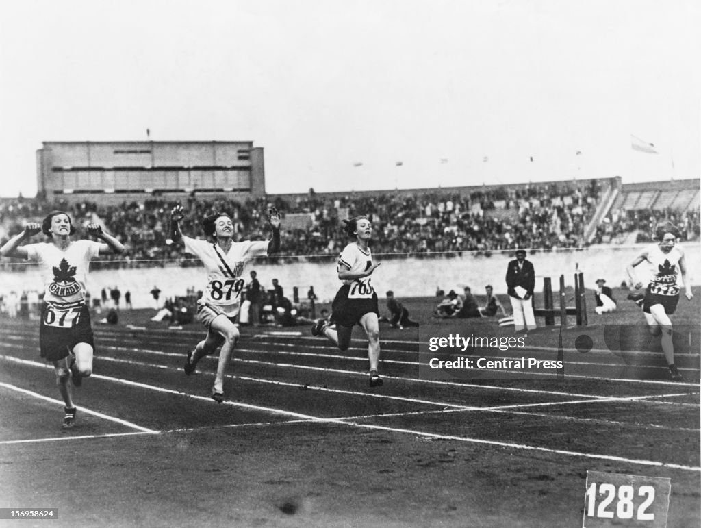 Robinson Wins 100 Metres