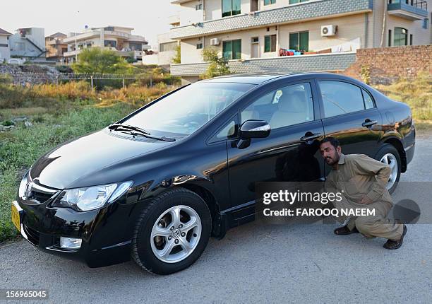 Hamid R&b Driver 163 Hamid Mir Photos & High Res Pictures - Getty Images