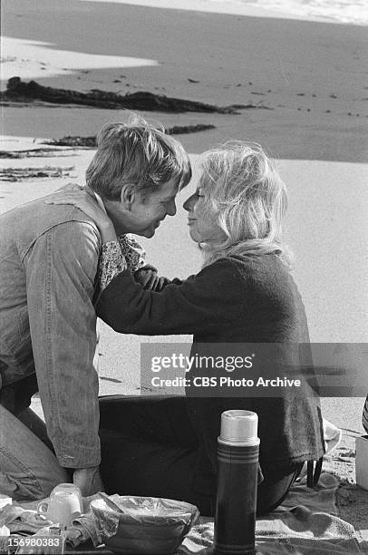 Michael Learned as Olivia Walton and Ralph Waite as John Walton on "The Parting". Image dated November 16, 1978.