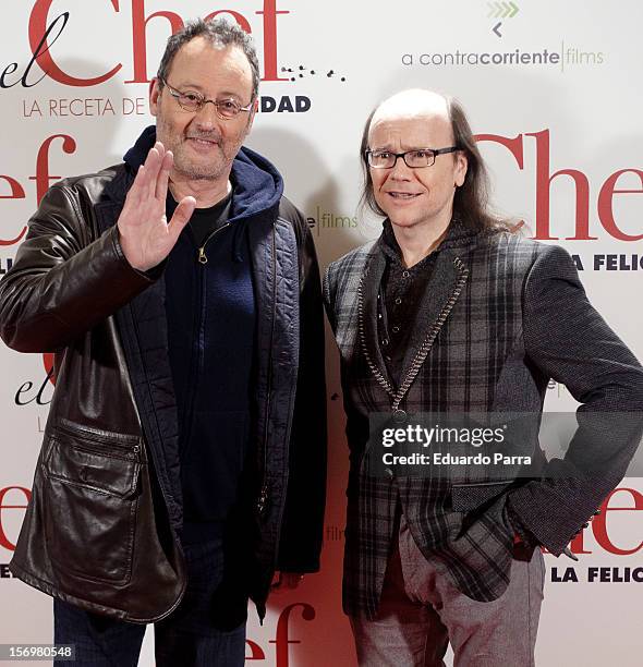 Jean Reno and Santiago Segura attend 'El chef, la receta de la felicidad' premiere photocall at Palafox cinema on November 26, 2012 in Madrid, Spain.