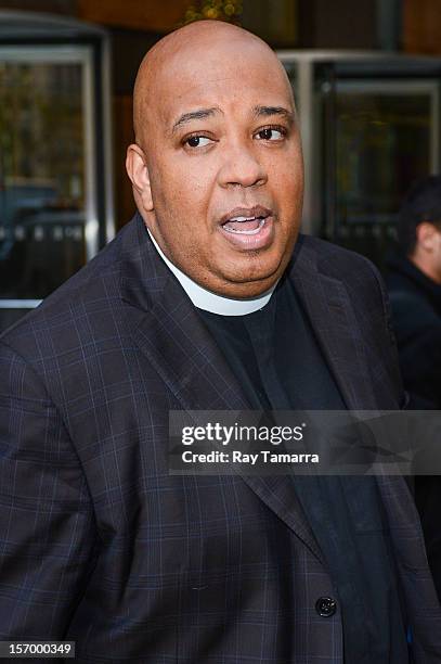 Personality Reverend Run leaves the Sirius XM Studios on November 26, 2012 in New York City.