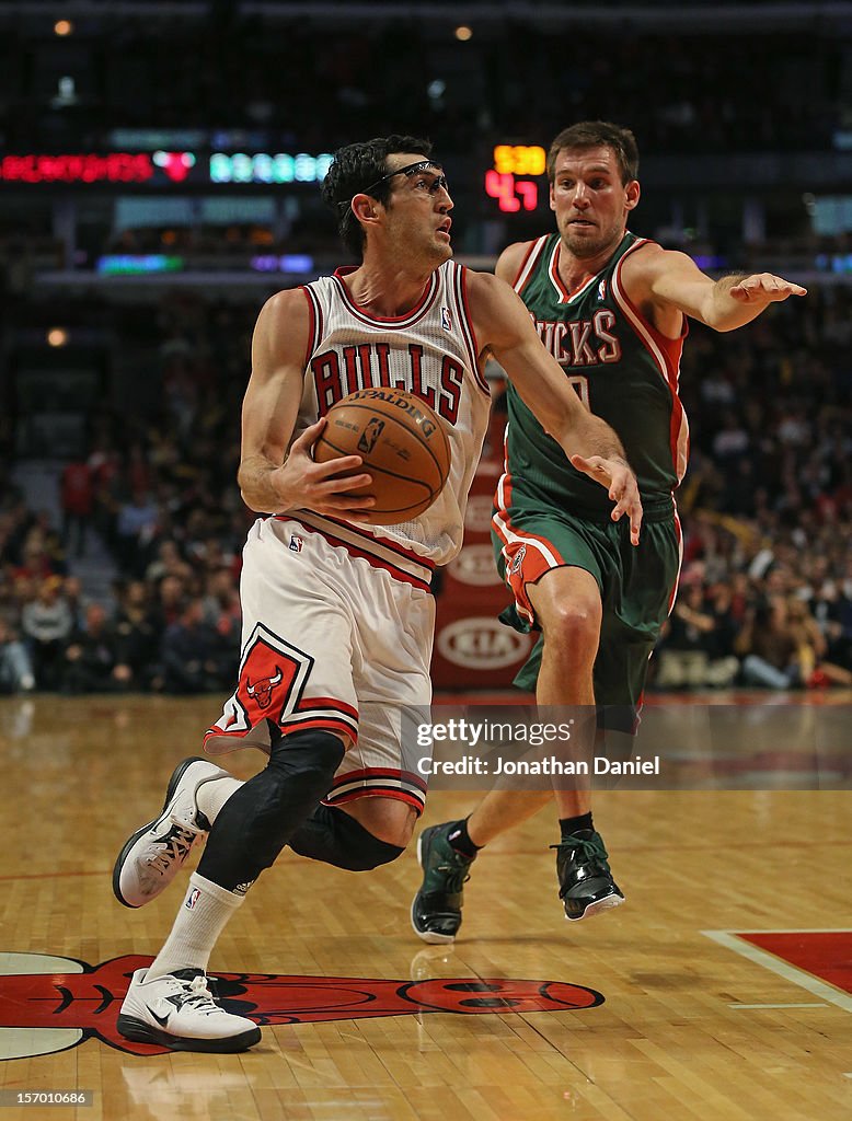 Milwaukee Bucks v Chicago Bulls