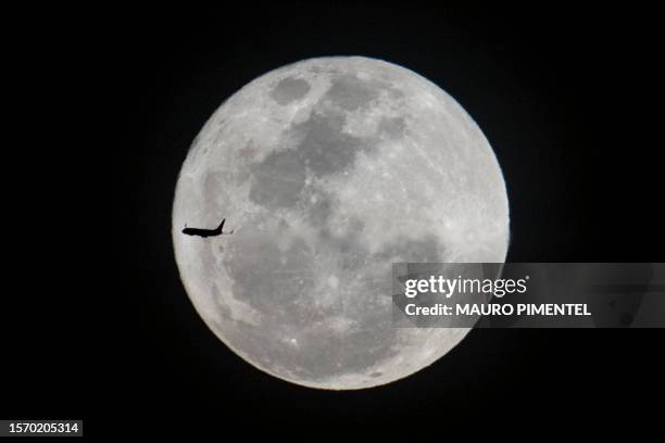 Moon Over Rio Grand 1,107 Rio Moon Stock Photos, High-Res Pictures, and Images - Getty Images