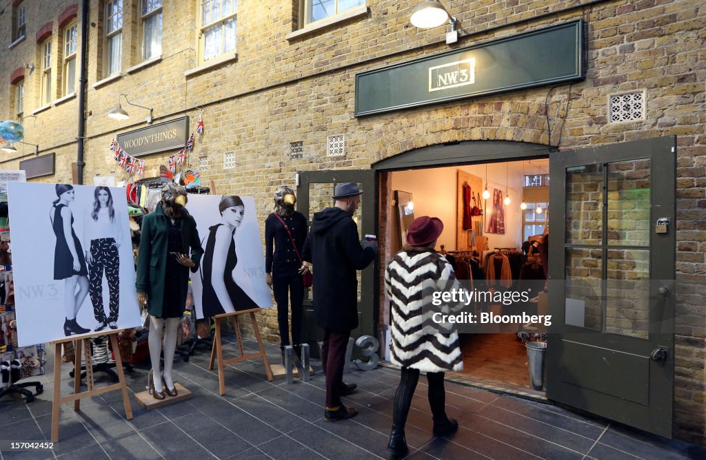 Pop-Up Stores Get U.K. Shoppers Spending