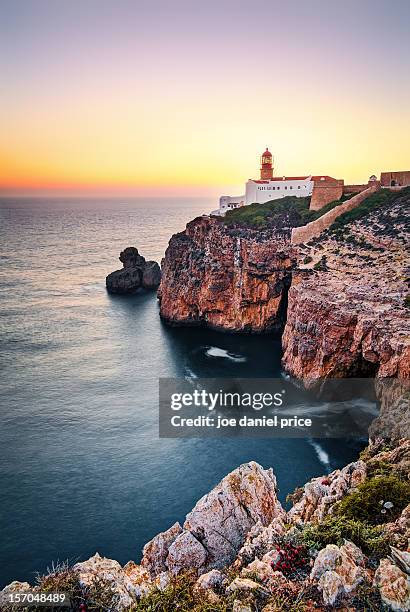 sagres lighthouse, algarve, portugal - faro portugal stock pictures, royalty-free photos & images