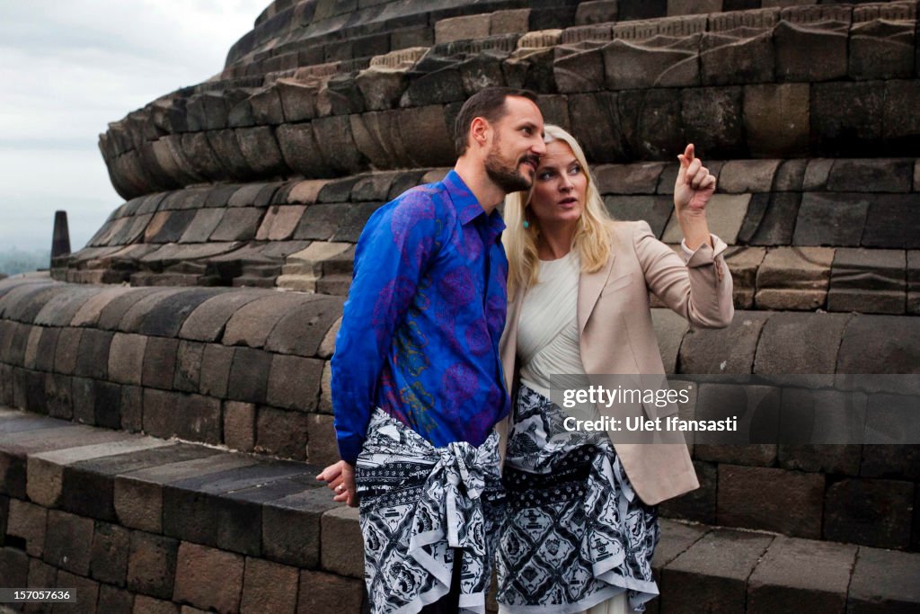 Crown Prince Haakon And Crown Princess Mette Marit Of Norway Visit Indonesia - Day 3