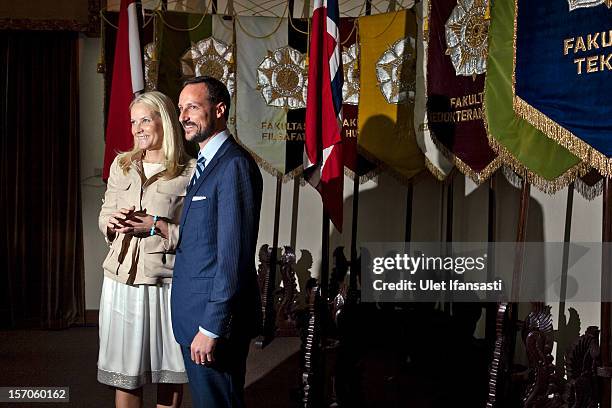 Crown Prince Haakon of Norway and Crown Princess Mette-Marit of Norway pose as they visit Gajah Mada University on November 28, 2012 in Yogyakarta,...