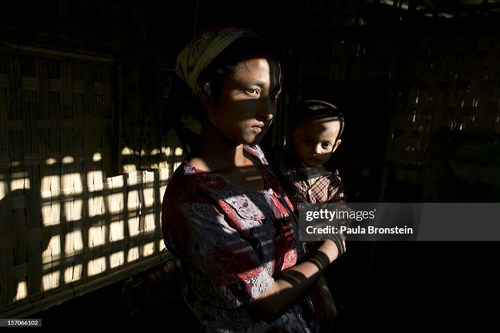 Rohingyas Crowd IDP Camps In Sittwe After Sectarian Violence