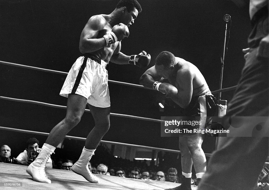 Cassius Clay v Archie Moore
