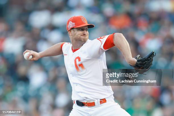 Alex Cobb of the San Francisco Giants pitches in the top of the second inning against the Oakland Athletics at Oracle Park on July 25, 2023 in San...
