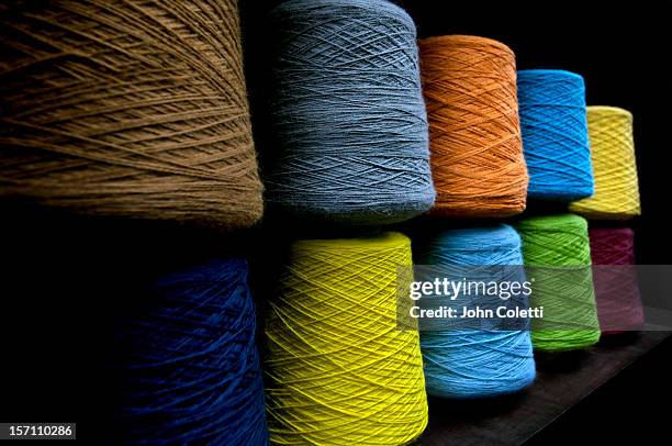 spools of dyed alpaca yarn in el alto, bolivia - el alto fotografías e imágenes de stock