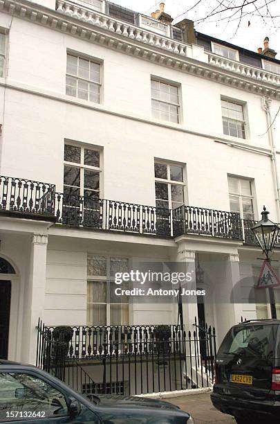 The Rolling Stones' Charlie Watts Has Lunch With His Daughter Seraphina & Granddaughter Charlotte In London'S Fulham Road, Before Returning To A...