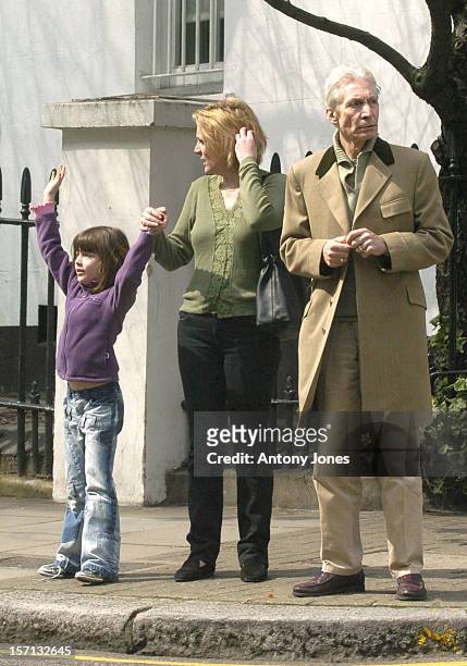 The Rolling Stones' Charlie Watts Has Lunch With His Daughter Seraphina & Granddaughter Charlotte In London'S Fulham Road, Before Returning To A...