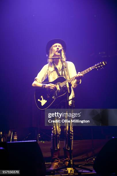 Kieran Leonard performs onstage supporting Keane on their first ever gig in the round during a date of their November UK Arena tour at Nottingham...