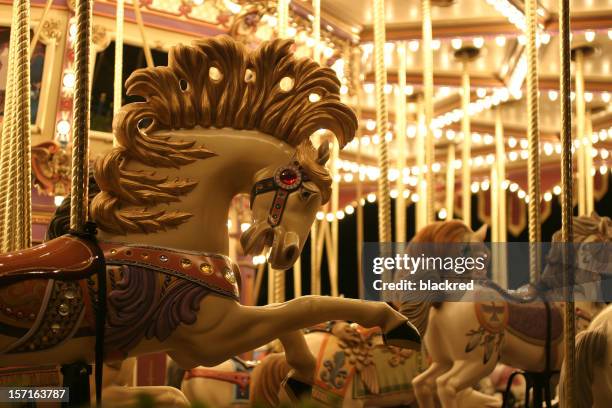 merry go round - zirkus stock-fotos und bilder