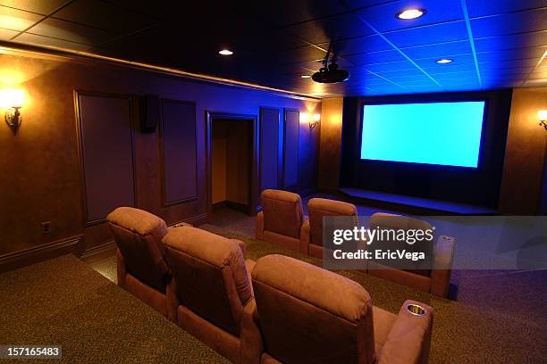 home theater camera - home cinema foto e immagini stock