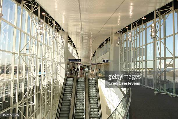 dallas fort worth airport terminal - fort worth stock pictures, royalty-free photos & images