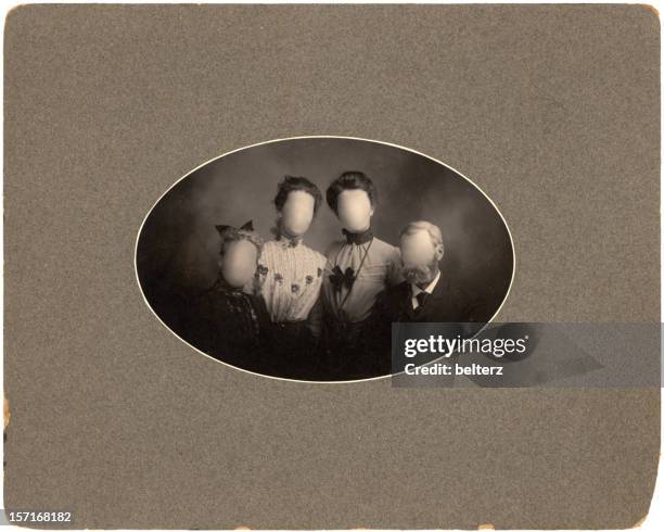 group vintage portrait - 1900s woman stock pictures, royalty-free photos & images