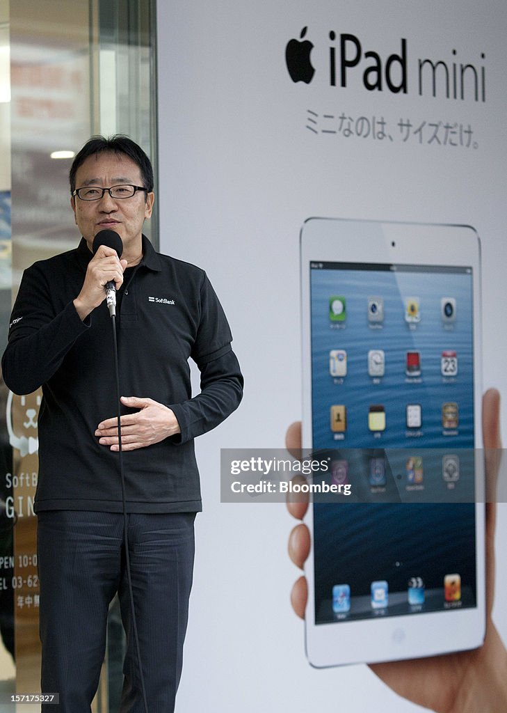 Softbank And KDDI Start To Sell iPad Mini
