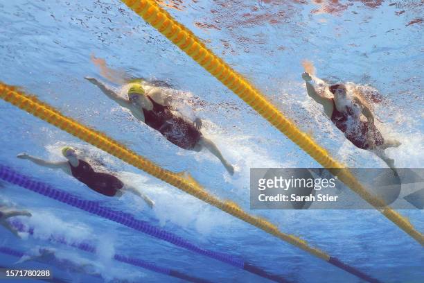 Summer Mcintosh of Team Canada, Ariarne Titmus of Team Australia and Mollie O'Callaghan of Team Australia compete in the Women's 200m Freestyle Final...