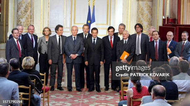 Les membres du "comité de réflexion" sur les institutions Bertrand Mathieu, Olivier Schrameck, Jean-Louis Bourlanges, Anne Levade, Jack Lang, Edouard...