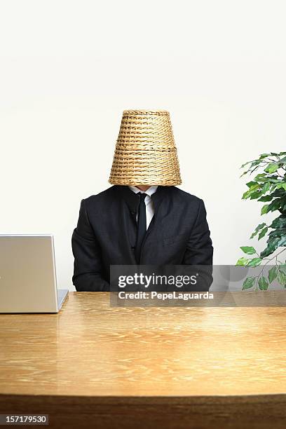 Computer Stuck Photos and Premium High Res Pictures - Getty Images