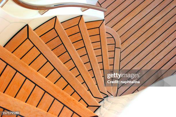 escaliers de yacht - teak wood material photos et images de collection