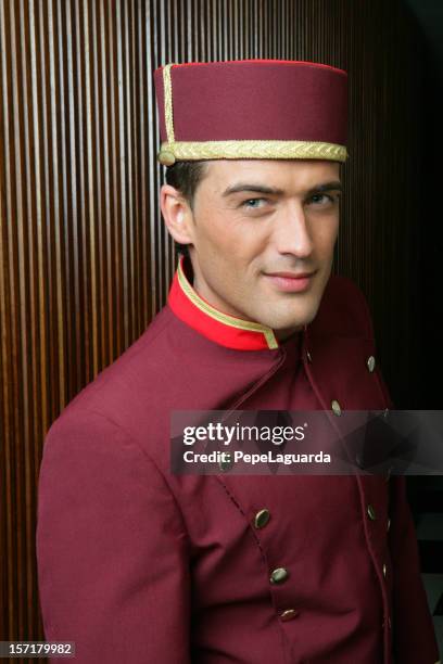 bellboy - bellhop stockfoto's en -beelden