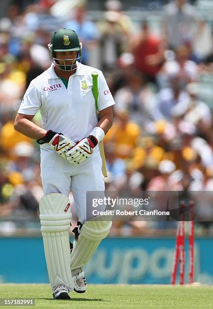 Jacques Kallis of South Africa walks from the ground after he was bowled by Mitchell Starc of Australia during day one of the Third Test Match...