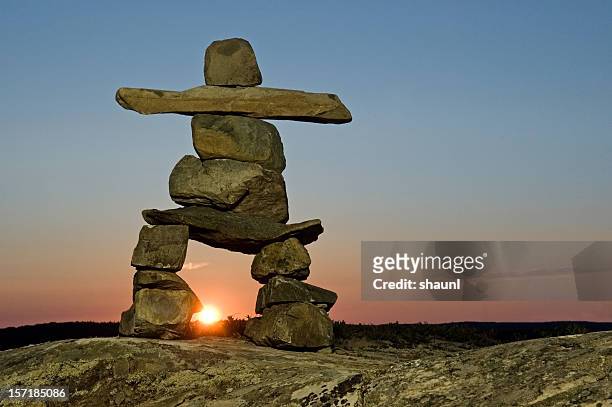 inukshuk - nunavut canadian arctic stock pictures, royalty-free photos & images