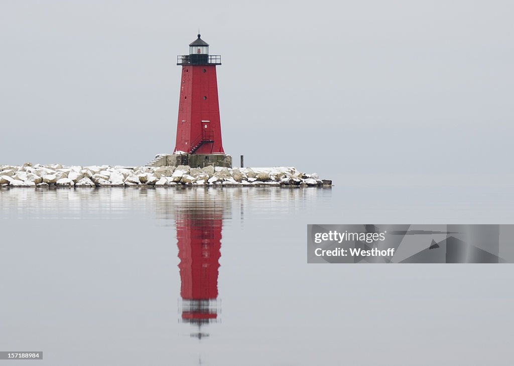 Manistique East Breakwater Light