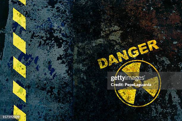 nuclear power - danger stockfoto's en -beelden