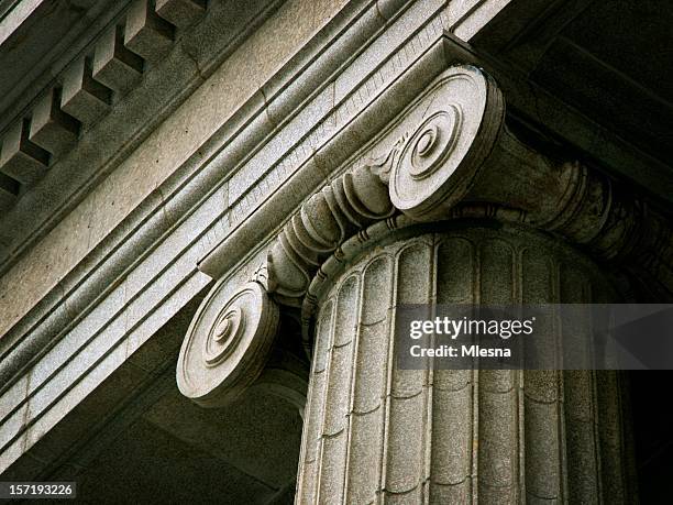 ionisch säulen - ionisch stock-fotos und bilder