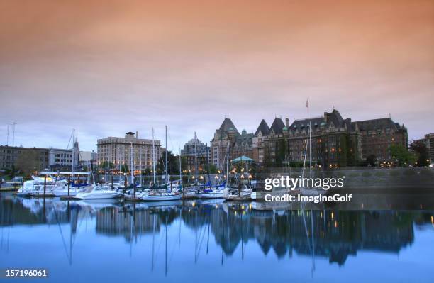 downtown victoria british columbia - victoria harbour vancouver island stock pictures, royalty-free photos & images